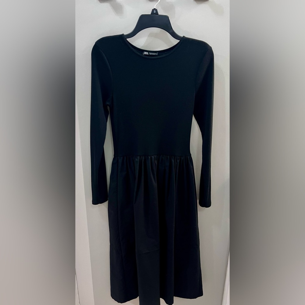 Zara dress. Size M